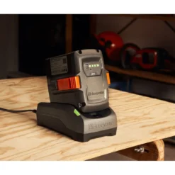 Akku Husqvarna 40-B70, kuluttajakäyttö, 36V, 2.0Ah, integroitava