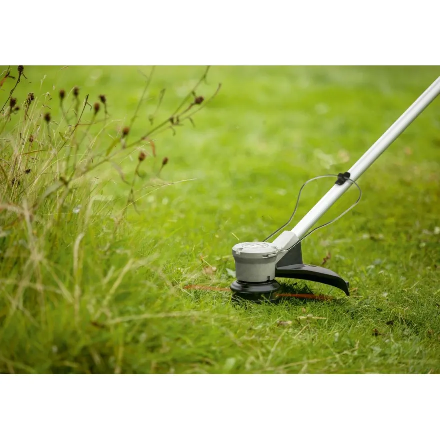Akkutrimmeri Bosch AdvancedGrassCut 36-33, 36V, 2.0Ah akulla