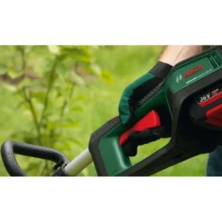 Akkutrimmeri Bosch AdvancedGrassCut 36-33, 36V, 2.0Ah akulla