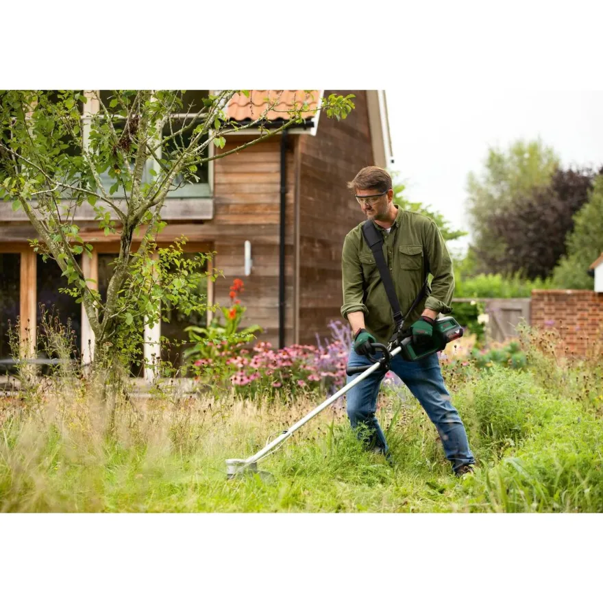 Akkutrimmeri Bosch AdvancedGrassCut 36-33, 36V, 2.0Ah akulla