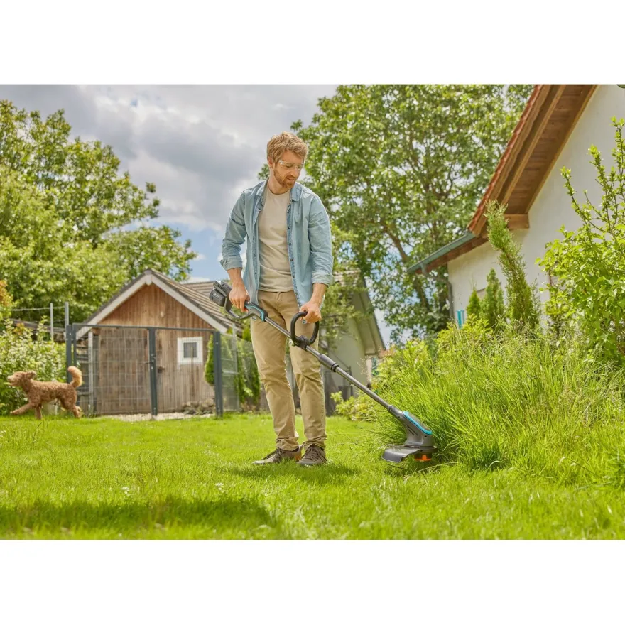 Akkutrimmeri Gardena PowerTrim 30/18V P4A Set, 18V, 4.0Ah akulla