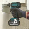 Iskevä akkuruuvinväännin Makita LXT DTD152, 165Nm, 18V, 5.0Ah akulla + Makpac 1