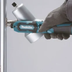 Iskevä sauvaruuvinväännin Makita TD022DSJ, 7.2V, 2x1.5Ah akuilla + laukku