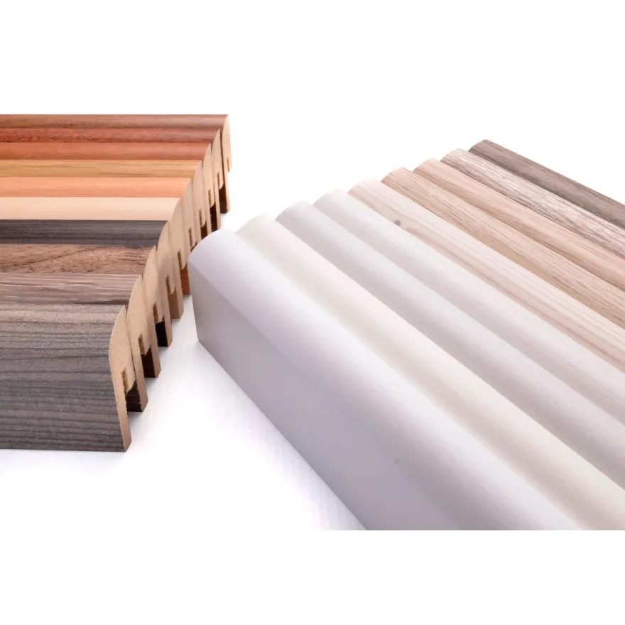 Jalkalista Maler R10 Pyörre, 12x42x2750mm, MDF, tammi