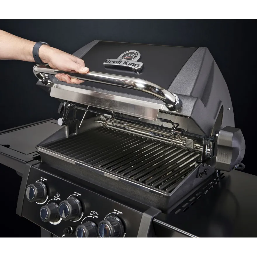 Kaasugrilli Broil King Royal 390 Shadow, 3 poltinta, sivukeitin, varraspaahdin