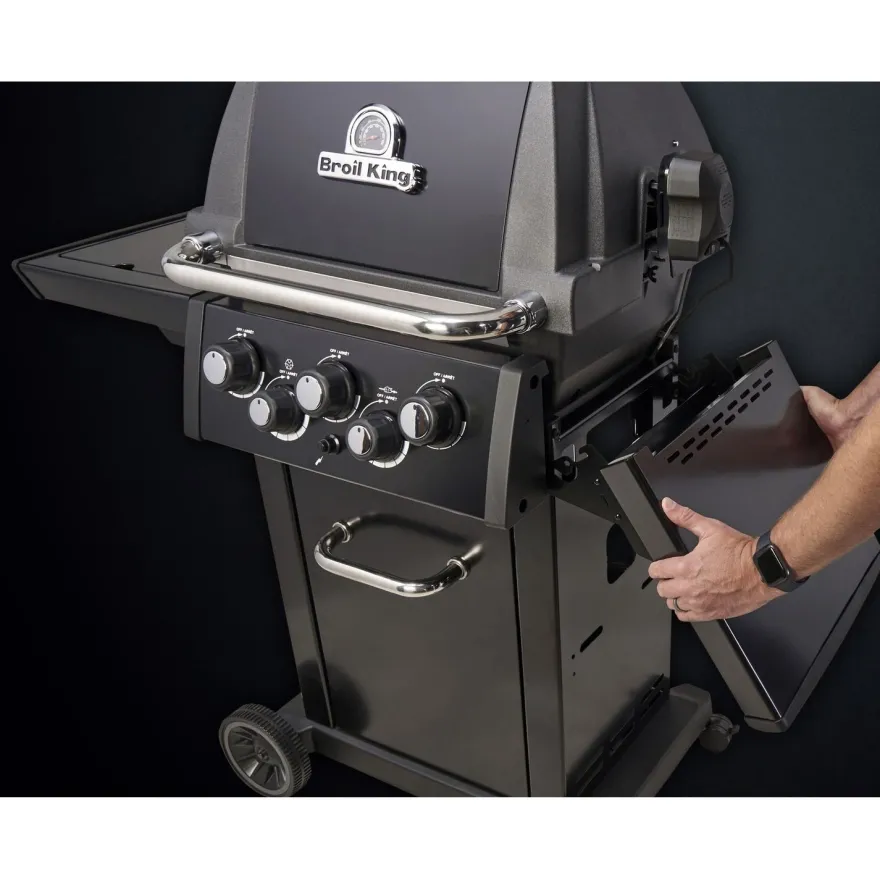 Kaasugrilli Broil King Royal 390 Shadow, 3 poltinta, sivukeitin, varraspaahdin