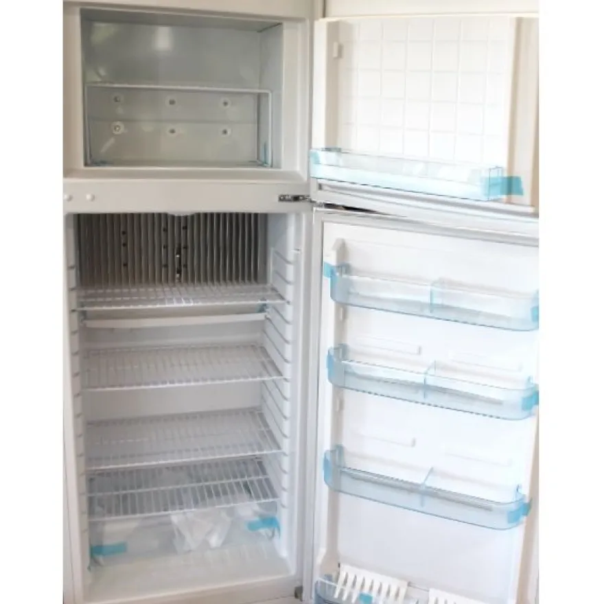 Kaasujääkaappi pakastelokerolla Sunwind Ventus 225, 60cm, 182/46 l, valkoinen