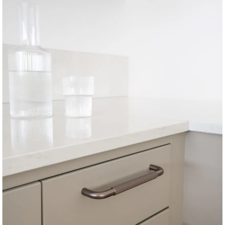 Lankavedin Beslag Design Helix, cc 160mm, tumma pronssi