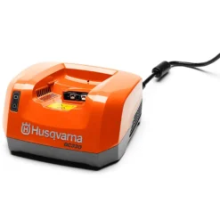 Laturi Husqvarna QC330, 330W