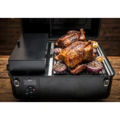 Pellettigrilli Traeger Ranger, musta