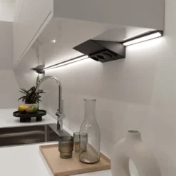 Pistorasia Limente Luxa-32, 30W, 24V LED-virtalähde, kaksoiskytkin, rst