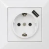 Pistorasia USB-laturilla Malmbergs Delta, 1-osainen, 1 x USB, valkoinen