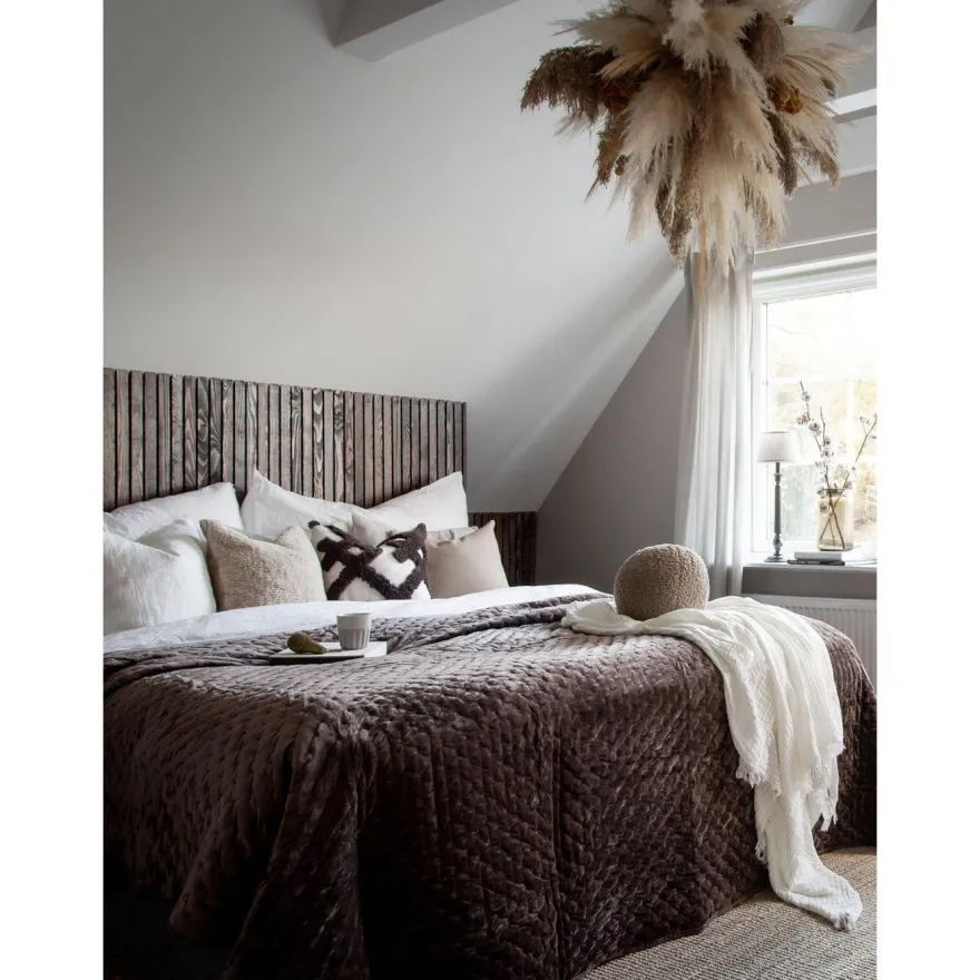 Päiväpeite Svanefors Cia, eri kokoja ja värejä