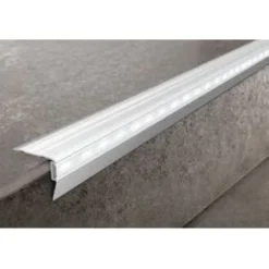 Porraskulmalista Progress Profiles Prostairs LED, 2m, 80mm, anodisoitu hopea