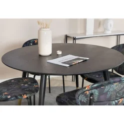 Pyöreä ruokailuryhmä Venture Home, Ø115cm musta Dipp-pöytä + 4 mustaa Vault-tuolia