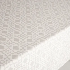 Pöytäliina Home4You PARTY 150x220 cm, kirkas kuvio, beige
