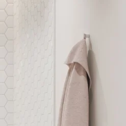 Pyyhekoukku Hansgrohe AddStoris Q, nuppi, eri värejä