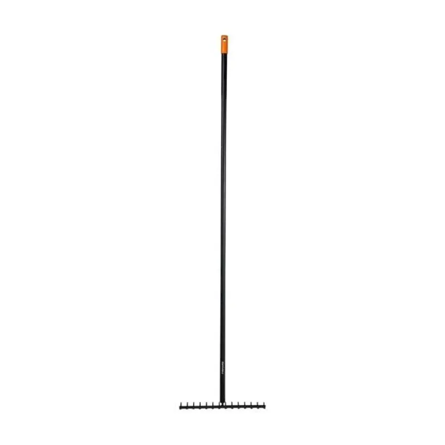 Rautaharava Fiskars Solid