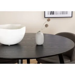 Ruokailuryhmä Venture Home, ⌀115cm musta Dipp-pöytä + 4 harmaata Velvet Stitches -tuolia