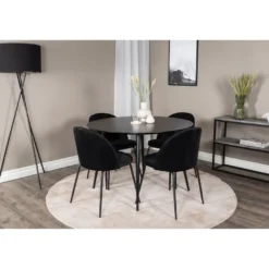 Ruokailuryhmä Venture Home, ⌀100cm musta Silar-pöytä + 4 mustaa Wrinkles-tuolia