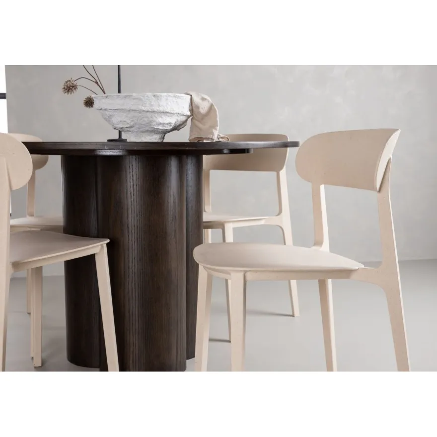 Ruokailuryhmä Venture Home, Olivia-pöytä + 4 beigeä Åstol-tuolia