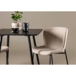 Ruokailuryhmä Venture Home, 75x75cm musta Polar-pöytä + 2 Modesto-tuolia
