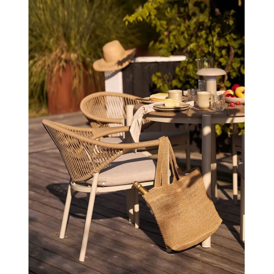 Ruokapöydän tuoli terassille House Nordic Abela, pehmusteella, ruskea/beige