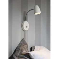 Seinävalaisin Aneta Lighting Sandnes Flex, himmennettävä, valkoinen