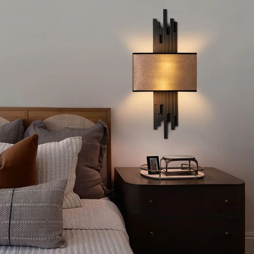 Seinävalaisin Linento Lighting Axis