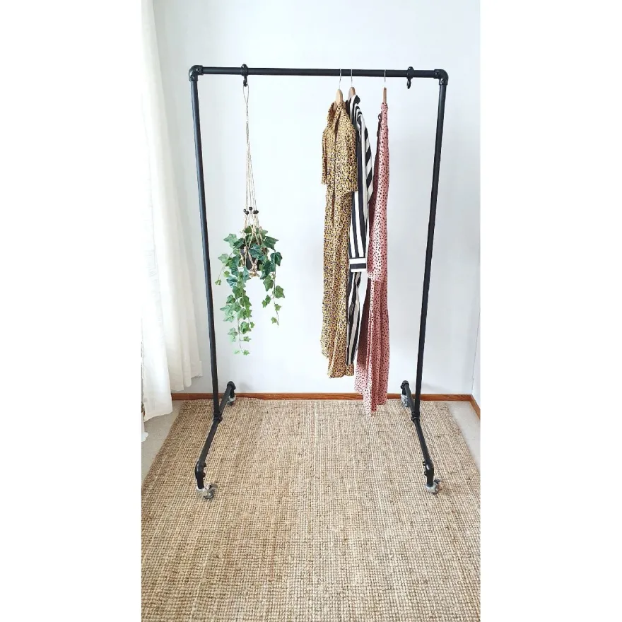 T-liitin Dione Mekano DIY-putkikalusteeseen