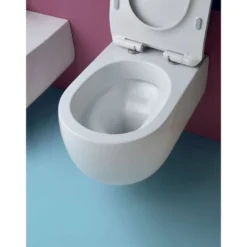 WC-istuin Kerasan Flo Rimless, seinämalli, valkoinen